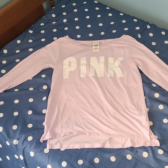 Victoria Secrets Long Sleeve Medium Shirt. - Picture 2 of 4